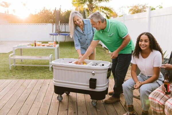 Igloo Party Bar 125 Qt Wheeled Cooler - Image 8